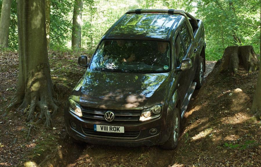  Volkswagen Amarok 2012 года  (фото 92 из 119)